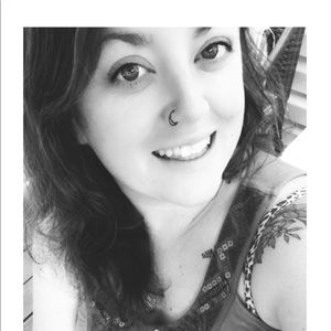 Meet your Posher, Leah